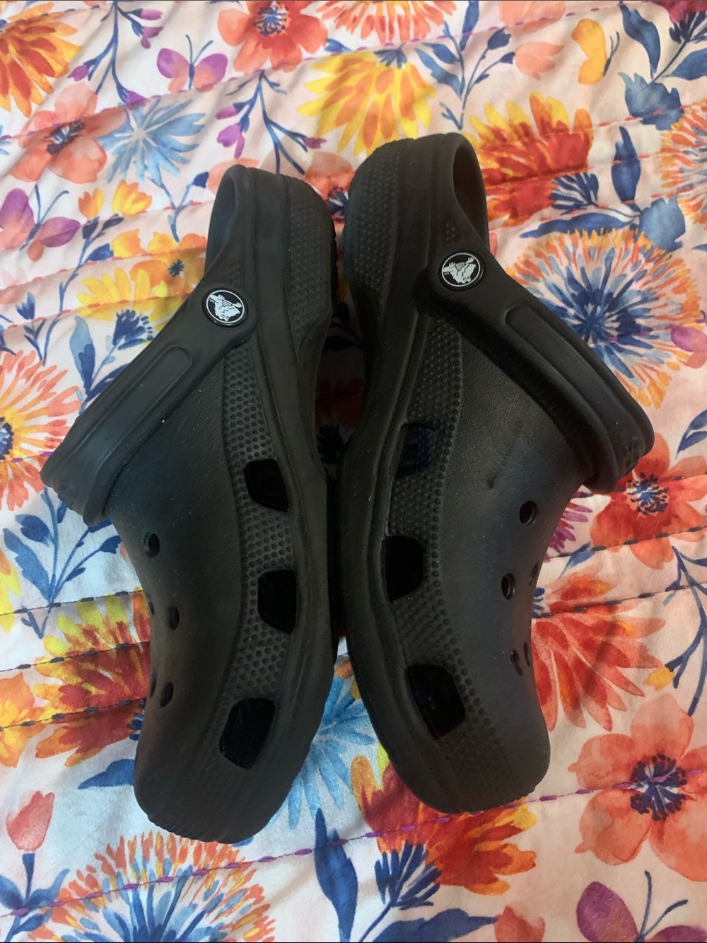 Crocs - Picture 2 of 6
